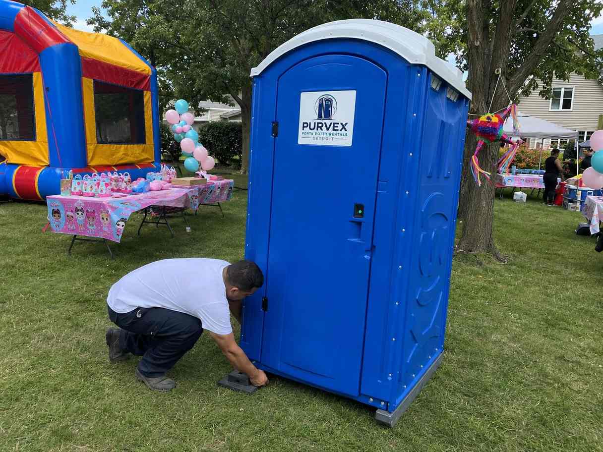 Party porta potty rental Detroit